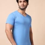 BERRYBLUES Solid Men V Neck Blue T-Shirt