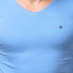 BERRYBLUES Solid Men V Neck Blue T-Shirt